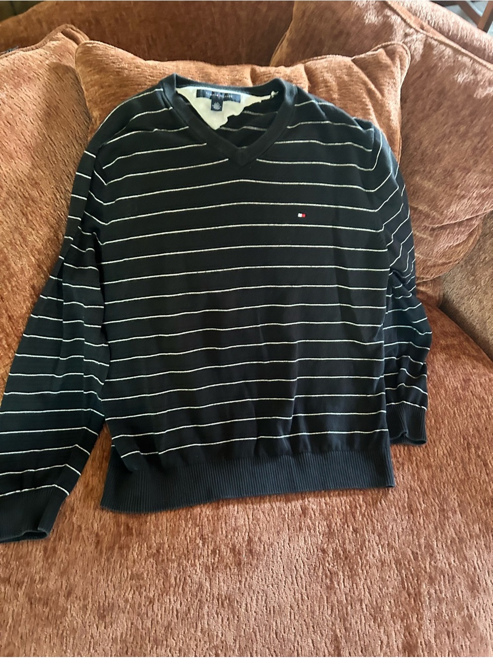 Tommy Hilfiger Black Stripe V-Neck Sweater size L